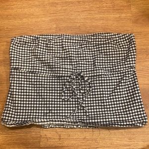 Brandy Melville Gingham Sleeveless Crop Top